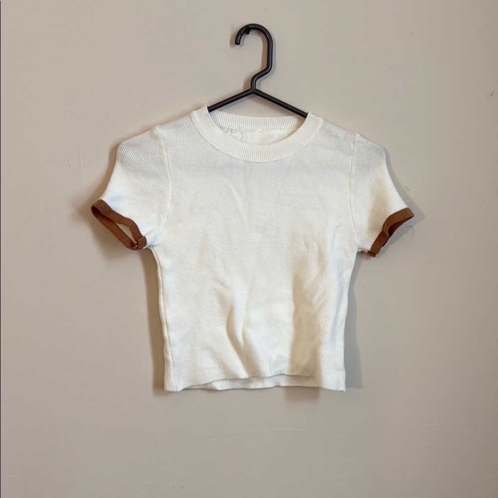 Cream Fitted Crop T-Shirt Short Sleeve